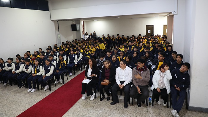 • Jóvenes líderes inician gestión escolar con visión participativa y compromiso ciudadano.
