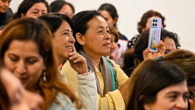 Huánuco: Mujeres líderes de negocio se capacitan en digitalización para ser parte del CyberWow