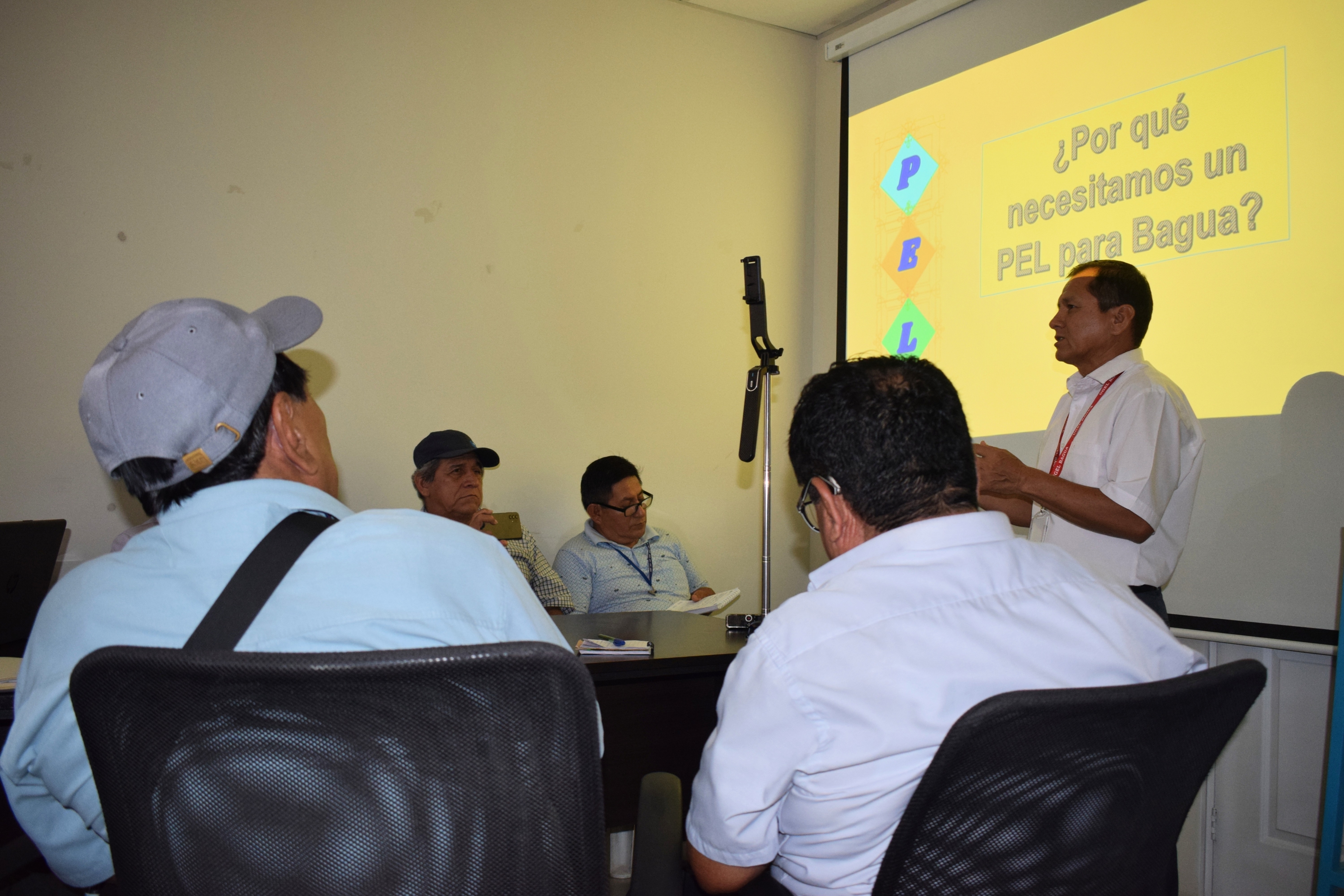 Prensa y educación unen esfuerzos para la construcción del Proyecto Educativo Local de Bagua 2025–2035