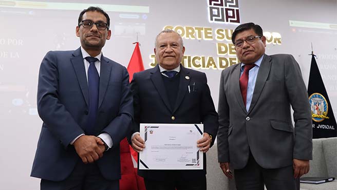 Corte Superior del Callao reconoció aporte académico del magistrado Juan Carlos Checkley Soria que dictó durante conferencia magistral