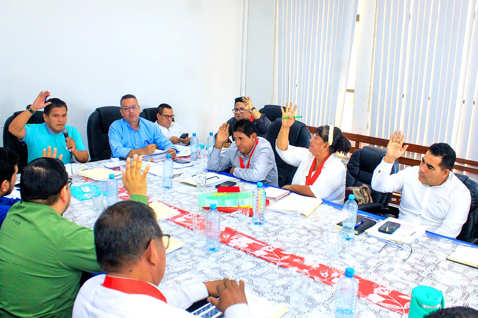 aprobación por unanimidad la Propuesta de Política Ambiental Regional, un instrumento estratégico para orientar la gestión sostenible del ambiente en la región.