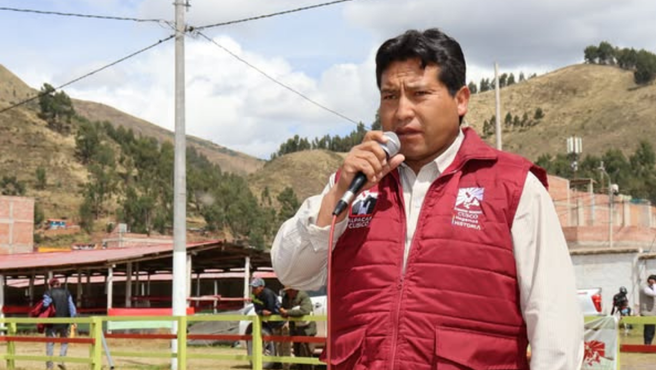 Entrega de reproductores del proyecto de alpacas en la provincia de Canchis