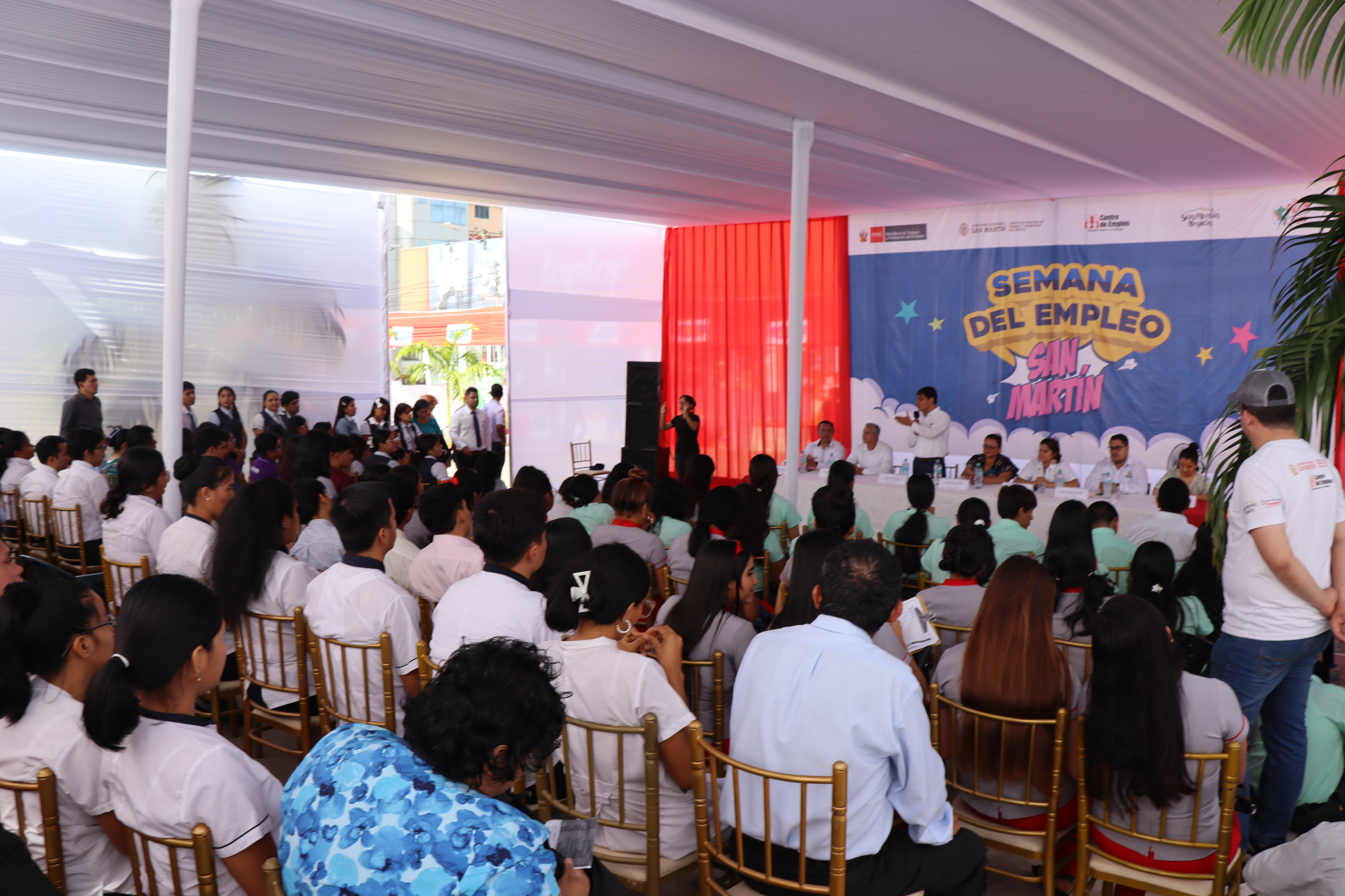 Realizan feria del empleo en Tarapoto