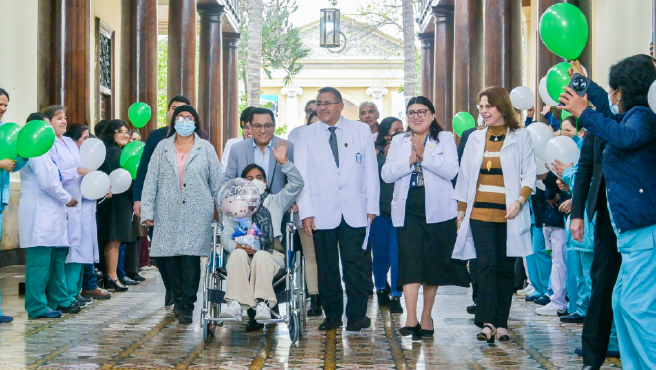 Madre dona riñón a su hija en el primer trasplante renal del Hospital Nacional Dos de Mayo