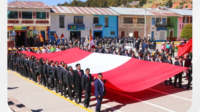 Ceremonia Por El Día De La Bandera 