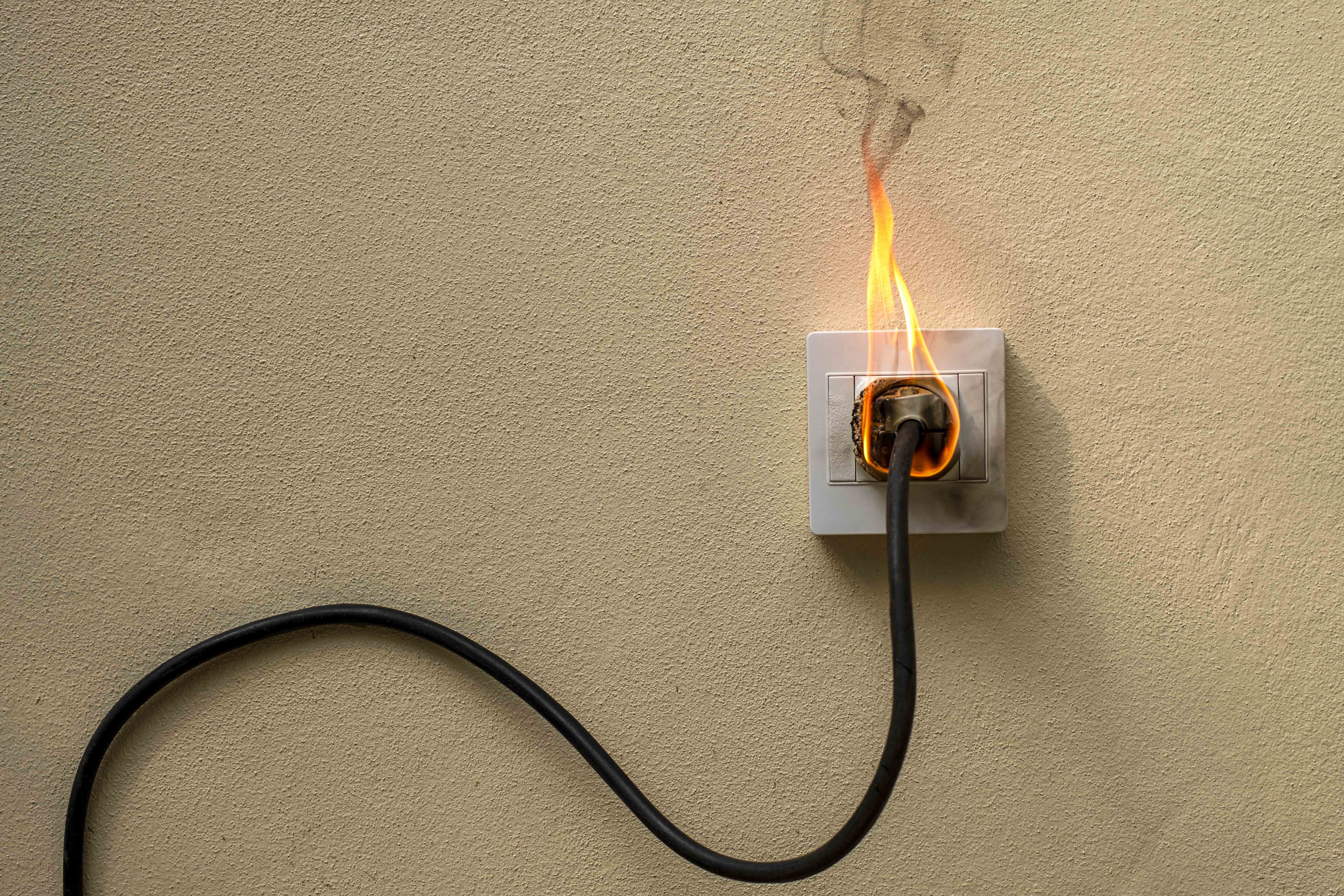 Inacal: “Adquisición de productos eléctricos seguros reduce en 85% el riesgo de incendios por fallas eléctricas en el Perú”
