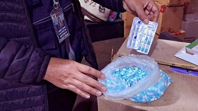 Más de cinco toneladas de medicamentos “bamba” fueron incautados en fábrica clandestina de Villa El Salvador