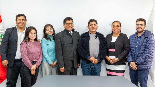 Visita de la delegación de la municipalidad distrital de San Juan Bautista a Ceplan