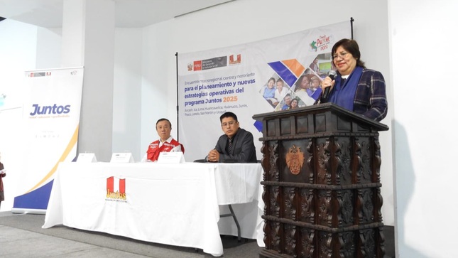 Directora de Juntos