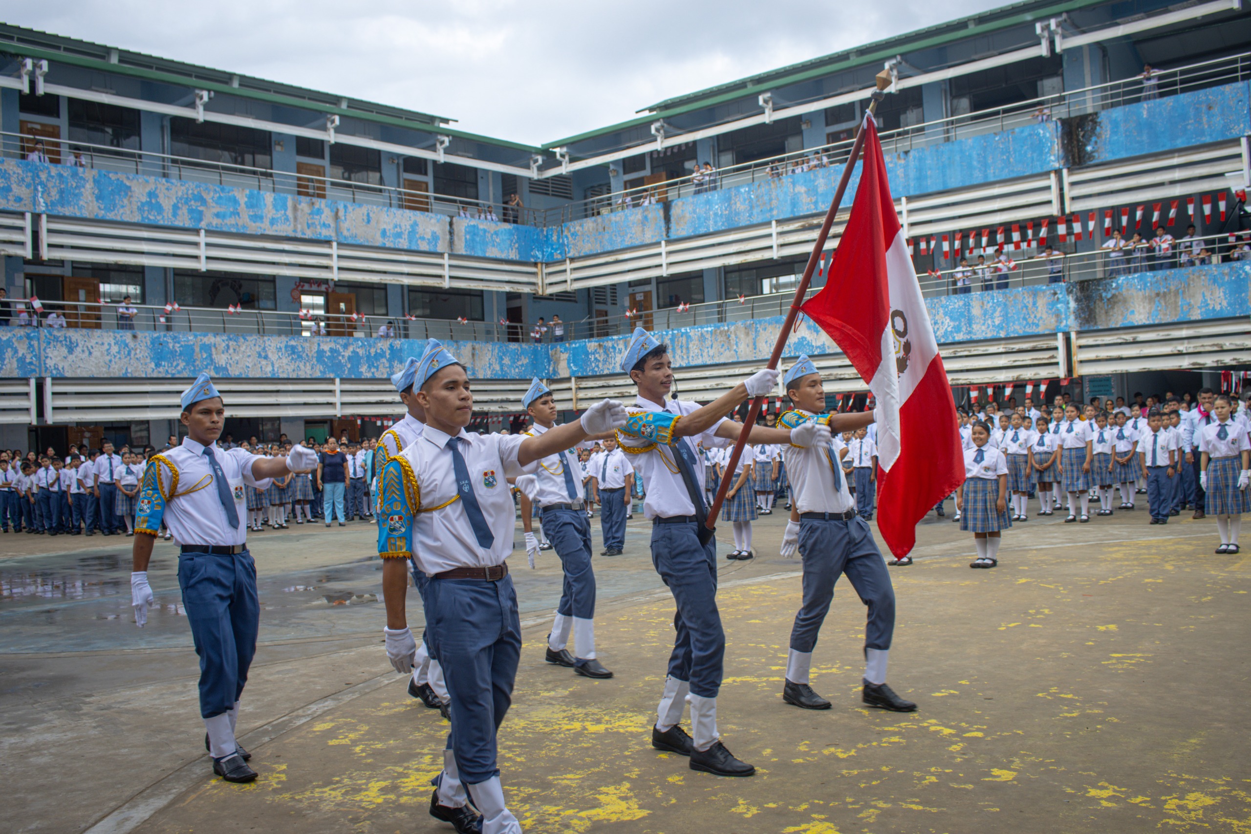 Gerencia Sub Regional de Ucayali participa en homenaje por la Batalla de Arica en la I.E. Genaro Herrera.