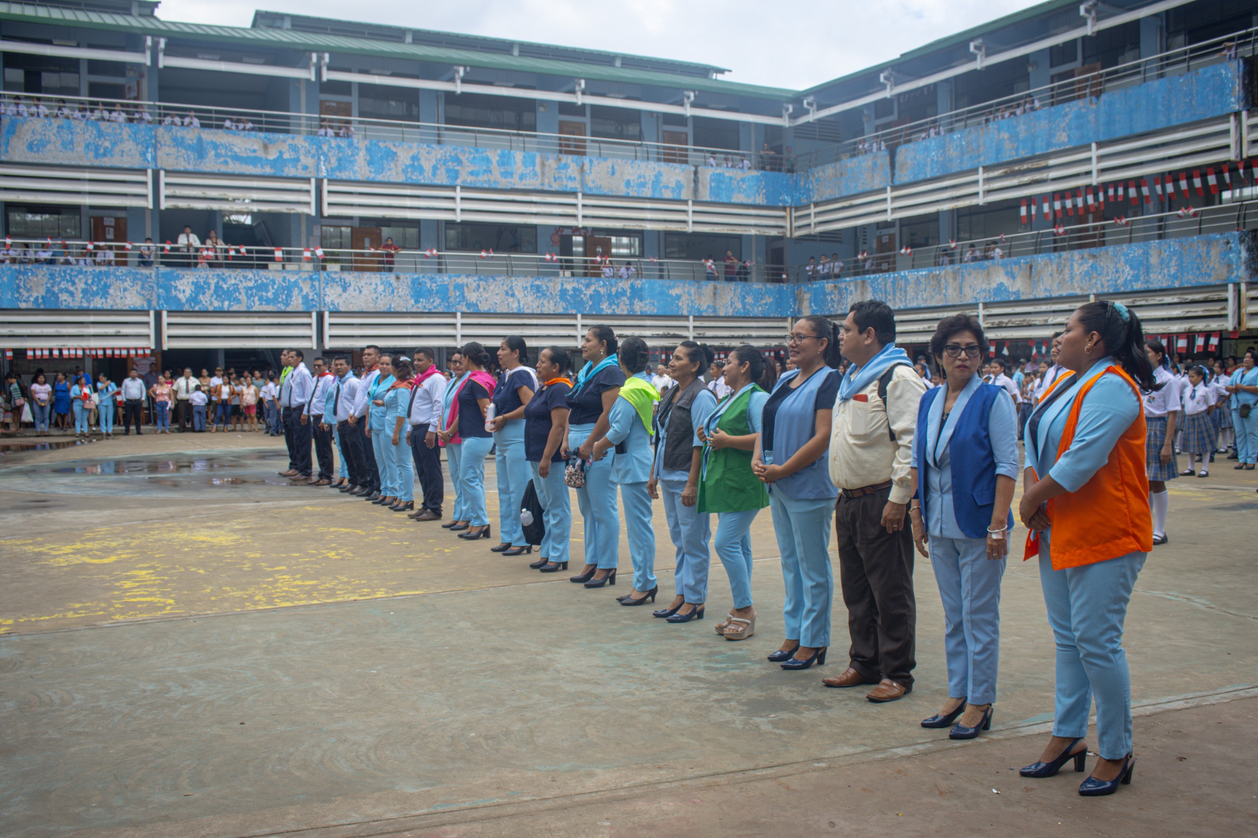 Gerencia Sub Regional de Ucayali participa en homenaje por la Batalla de Arica en la I.E. Genaro Herrera.