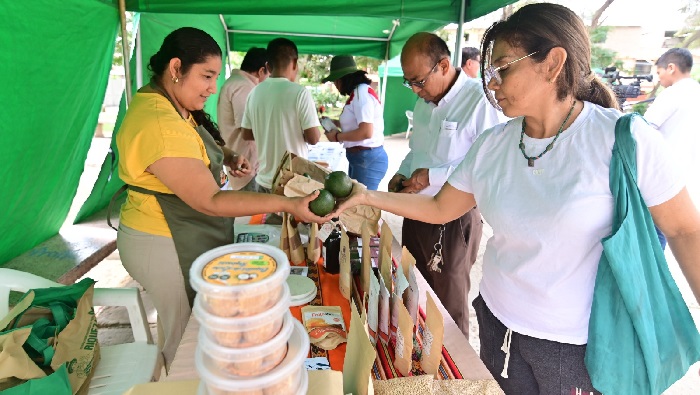 Comensales