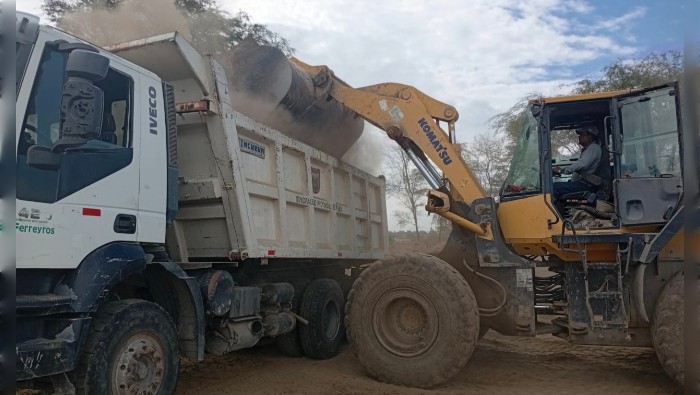 Maquinaria inicia trabajos