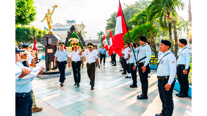 Conmemoración del 142 aniversario de la batalla de Arica y renovación del juramento de fidelidad a la bandera. 