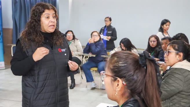 Minsa implementa programa “Familias fuertes: amor y límite” para prevenir conductas de riesgo en adolescentes