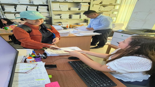 Desde el inicio de esta cruzada nacional, jueces y personal judicial del Distrito Judicial de San Martín vienen realizando la entrega gratuita de los certificados de consignación judicial a madres beneficiarias.
