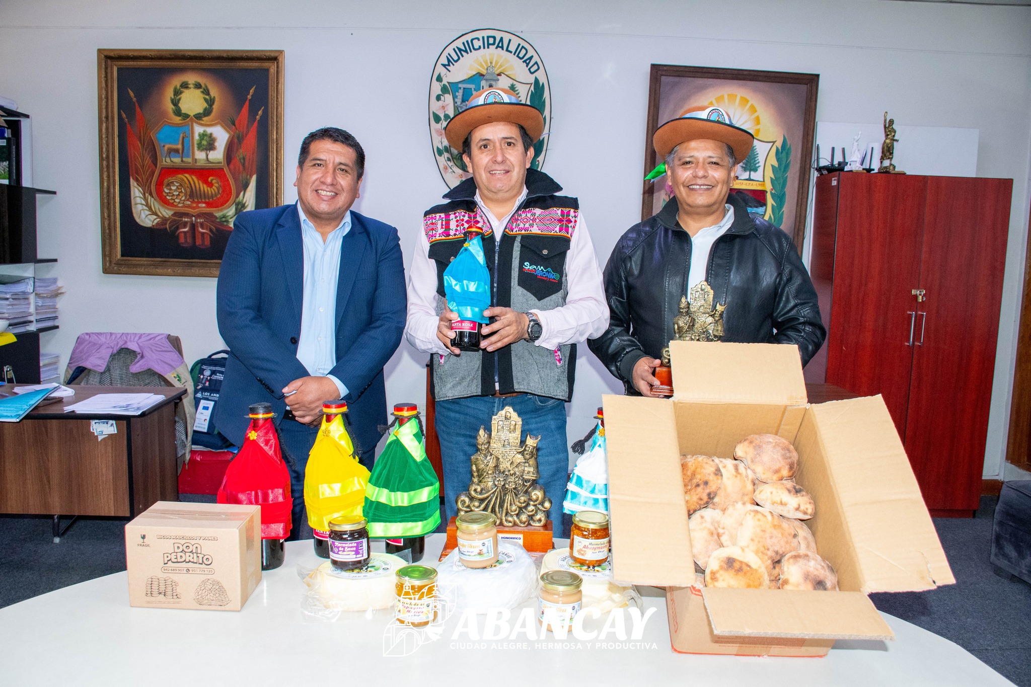 🤝 Alcaldes De Abancay Y San Jerónimo Fortalecen Lazos De Hermandad.🌄💪