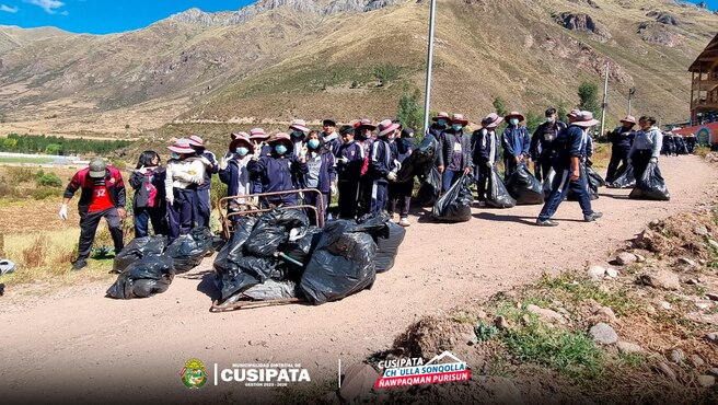 Unidos por un planeta limpio, Cusipata celebra el dΓa mundial del medio ambiente con exitosa campaΓ±a de limpieza