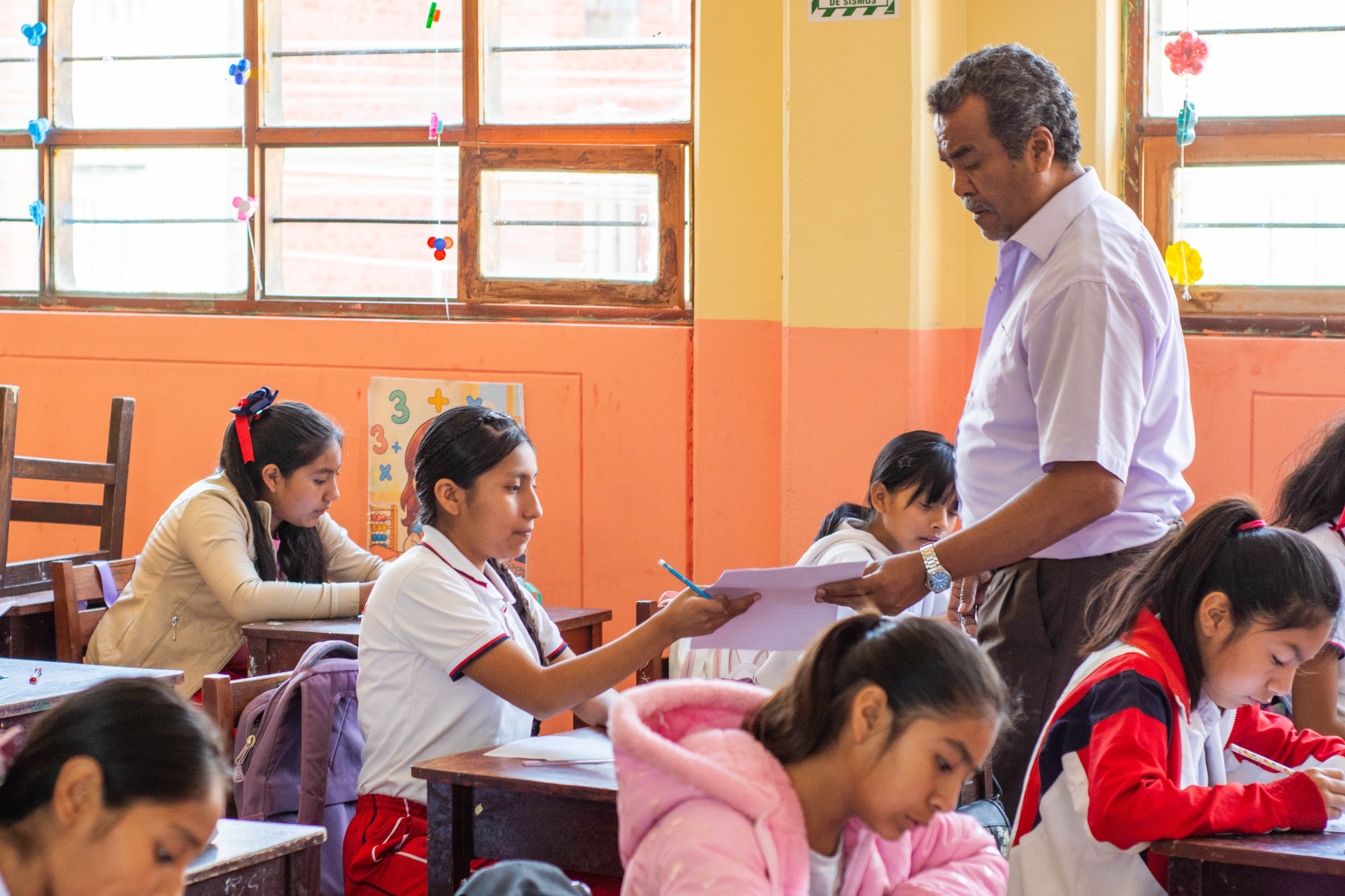 Juntos Aprendemos Más
