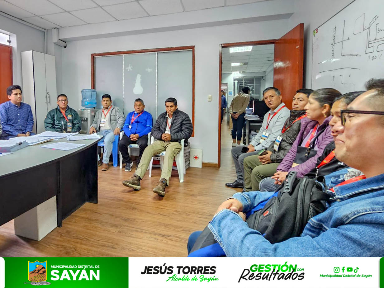 #Gestión ALCALDE DE SAYÁN, PADRES DE FAMILIA Y DIRECTOR DEL COLEGIO CONTINÚAN CON GESTIONES ANTE GORELI PARA CONTRUCCIÓN DE I.E DON ALBERTO
