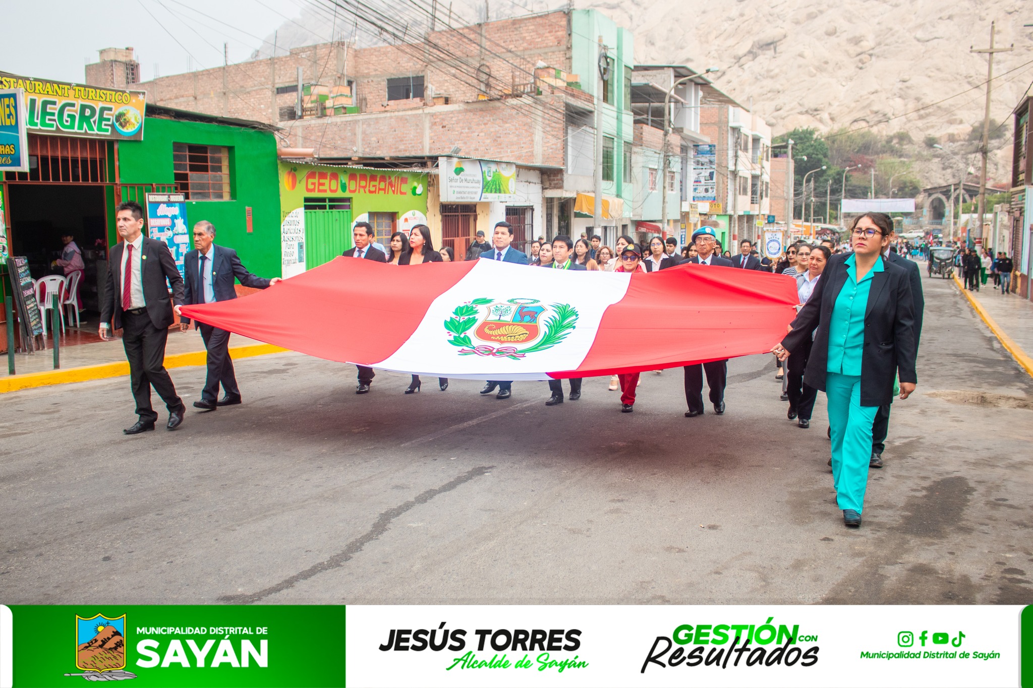 #ActoCívico SAYÁN CONMEMORA EL 145° ANIVERSARIO DE LA BATALLA DE ARICA Y RENOVACIÓN DEL JURAMENTO A LA BANDERA