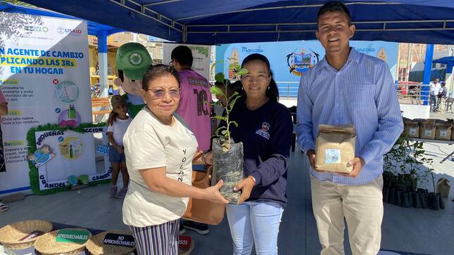 La Municipalidad Distrital de Máncora realiza ECOFERIA POR EL DÍA DEL MEDIO AMBIENTE