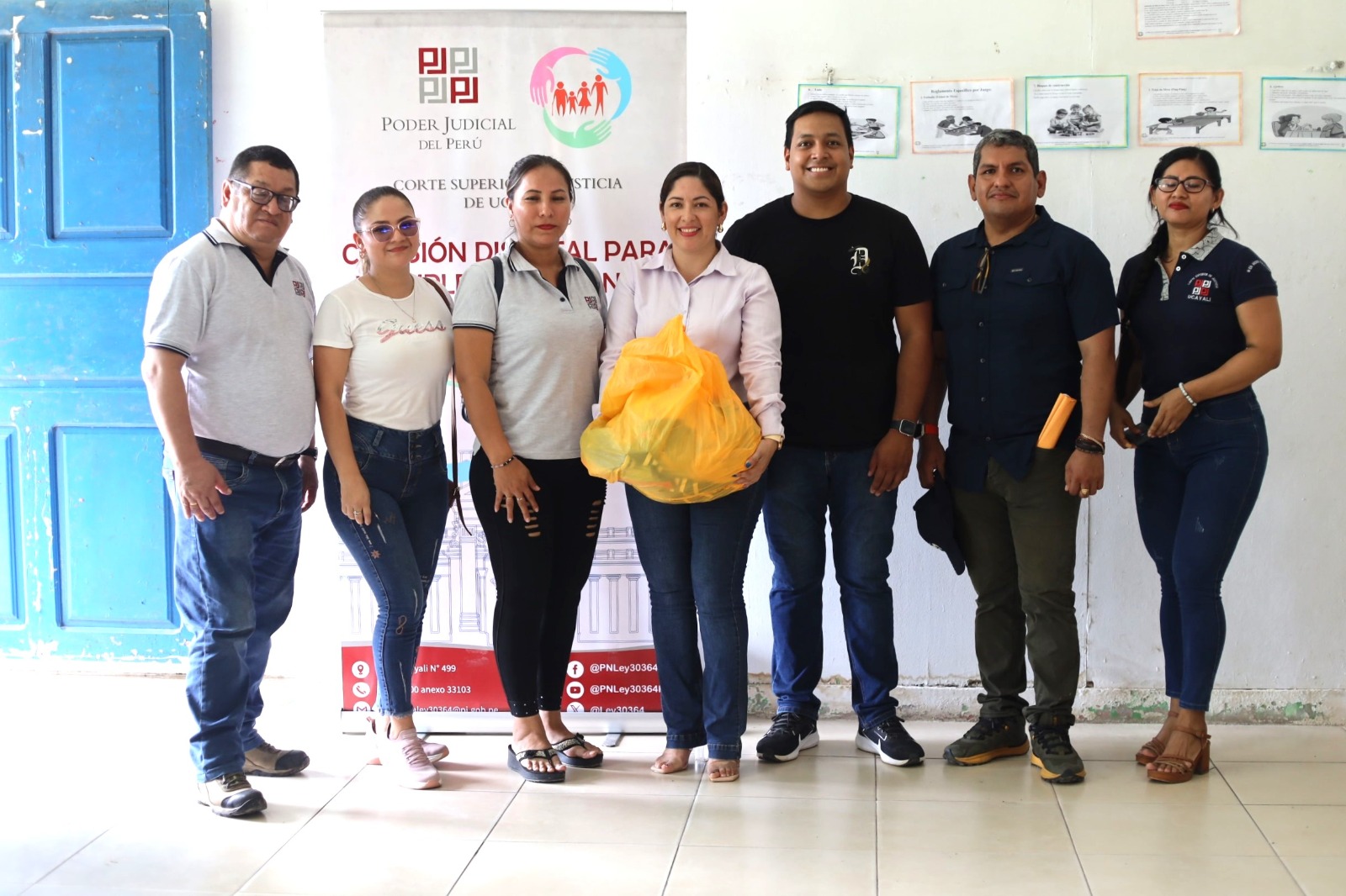 Corte Superior de Justicia de Ucayali realizó jornada de sensibilización y entrega de donaciones en el CAR Ikaro Xobo (6)