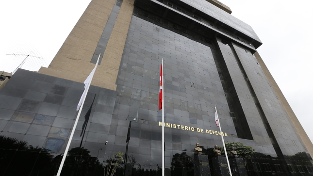 El Ministerio de Defensa ratifica la posición histórica y soberana del Perú respecto a su dominio marítimo de 200 millas.