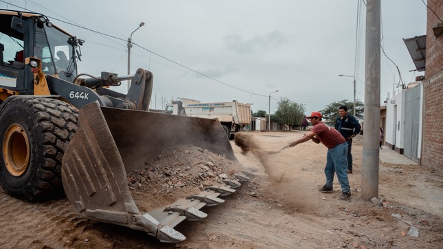 Gore Destina Maquinaria Para Limpiar Calles Y Avenidas De Centros Poblados De Trujillo