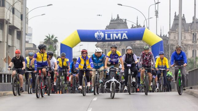 Partida del Pedalea Lima 2025.
