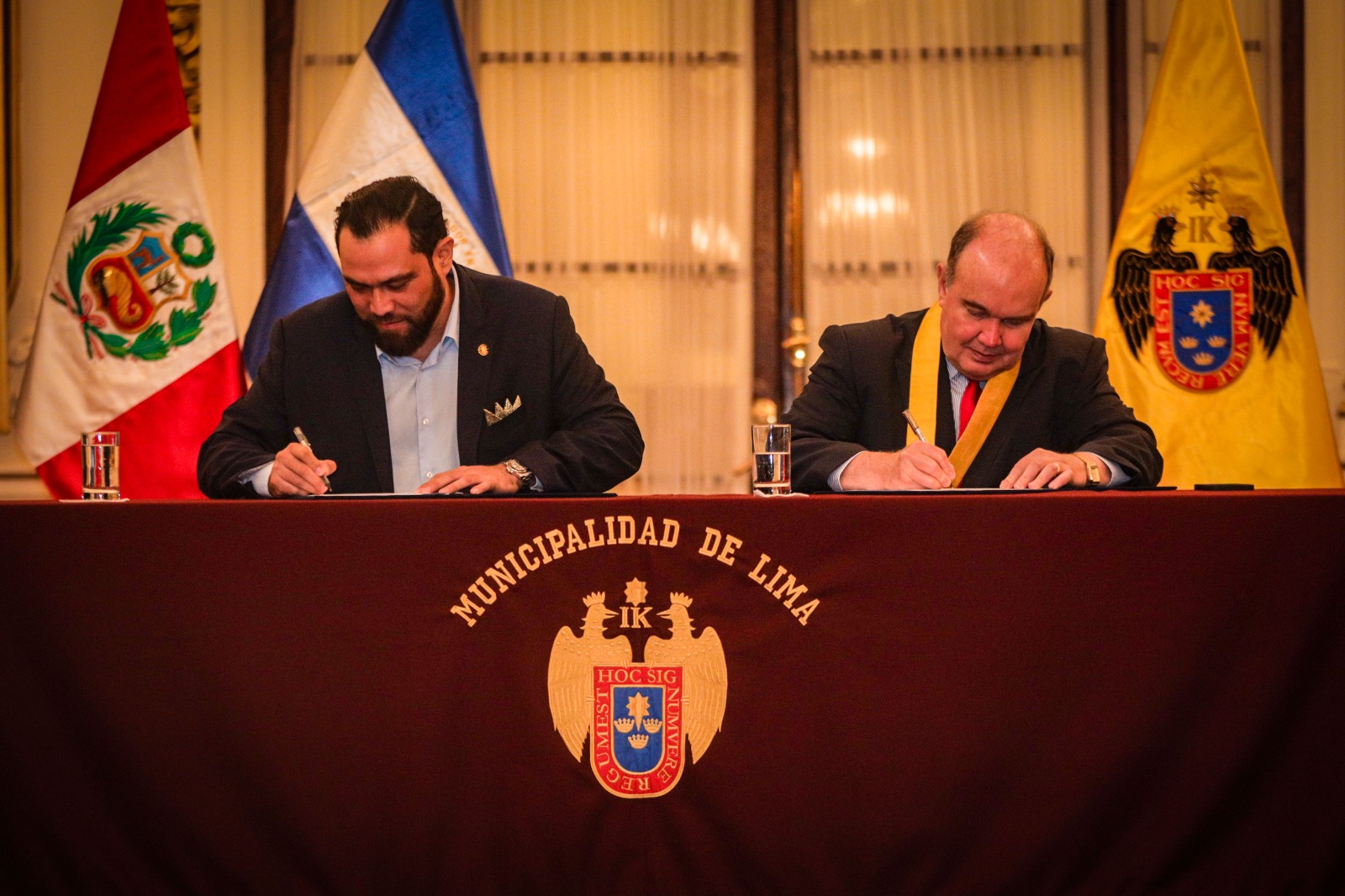 Alcalde de Lima y burgomaestre de San Salvador Centro firman convenio en materia de seguridad ciudadana
