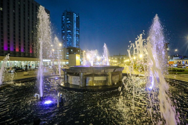 ¡Brilla de nuevo! Pileta de los Héroes Navales vuelve a funcionar tras más de una década