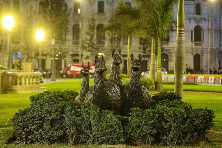 ¡Brilla de nuevo! Pileta de los Héroes Navales vuelve a funcionar tras más de una década