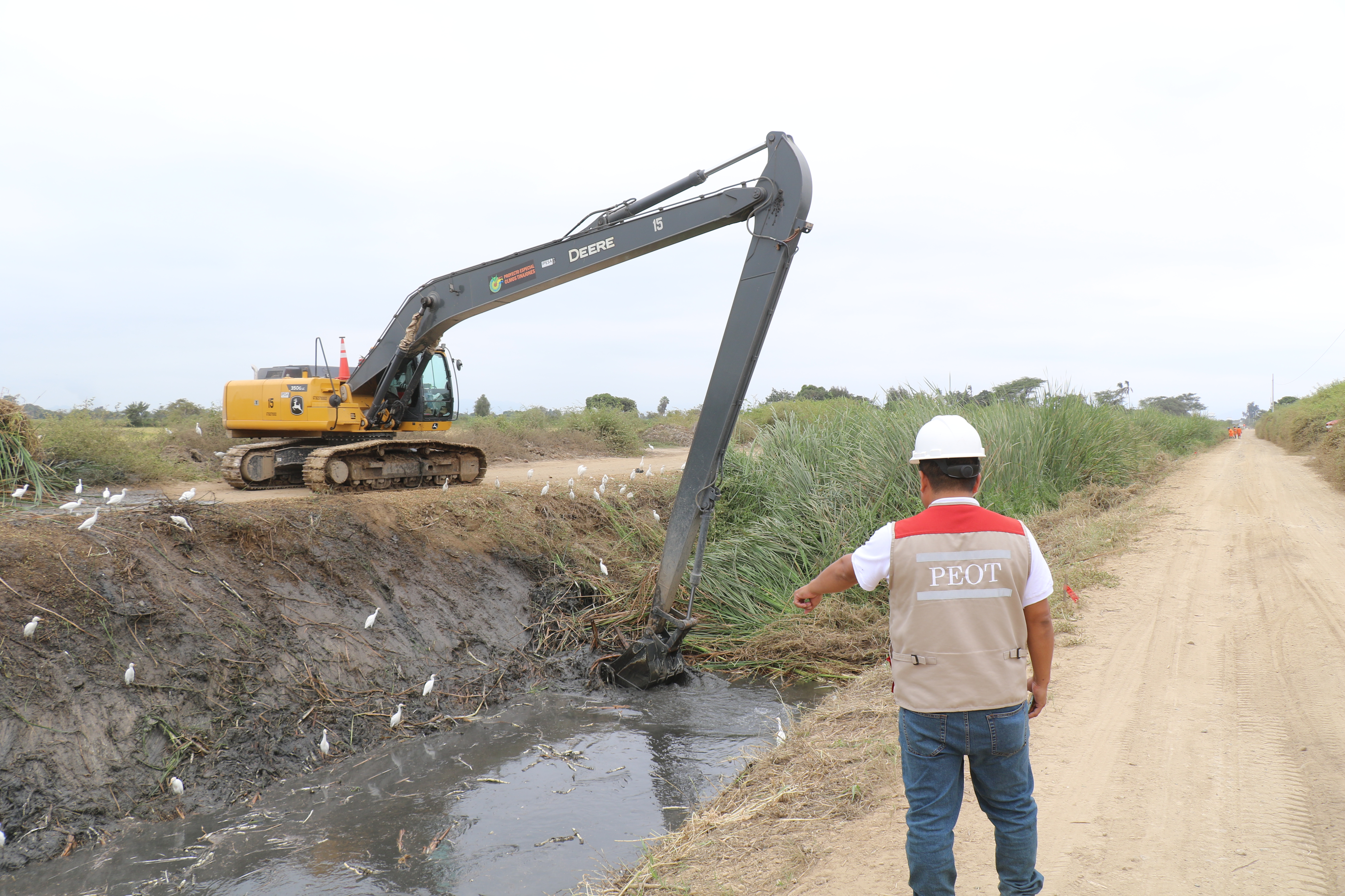 Los Drenes D-1600 y D-1700 se ubican en la jurisdicción de la provincia de Ferreñafe