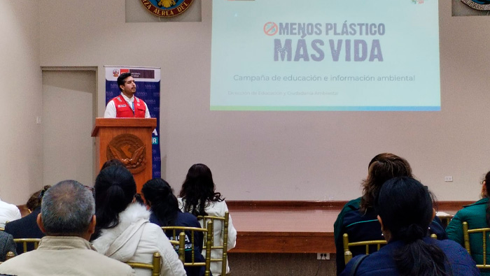 DIRIS Lima Sur refuerza capacidades del personal de salud en el Día Mundial del Medio Ambiente