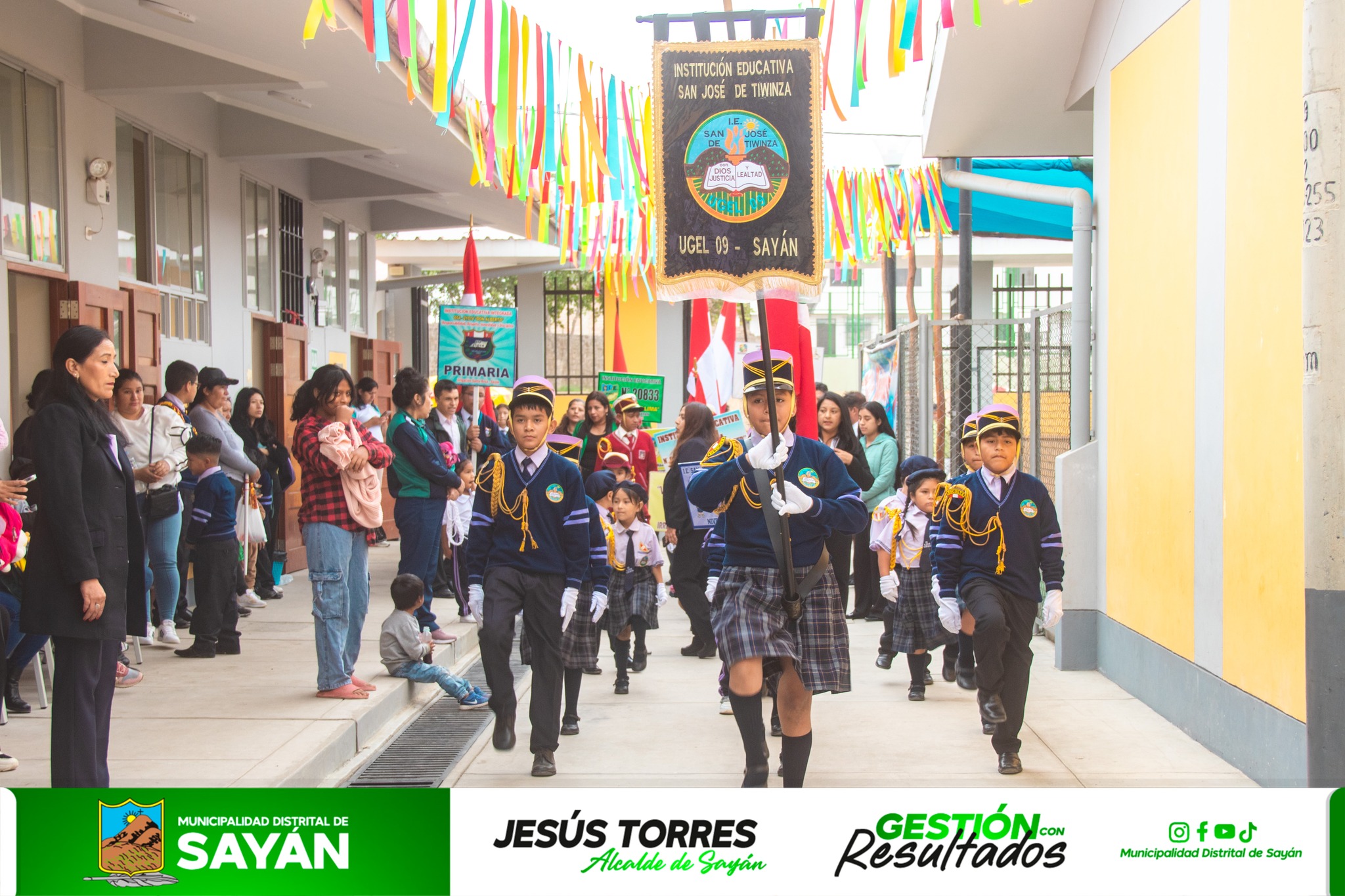 #CeremoniaProtocolar ALCALDE DE SAYÁN PARTICIPÓ EN EL 12° ANIVERSARIO DE LA I.E SAN JOSÉ DE TIWINZA