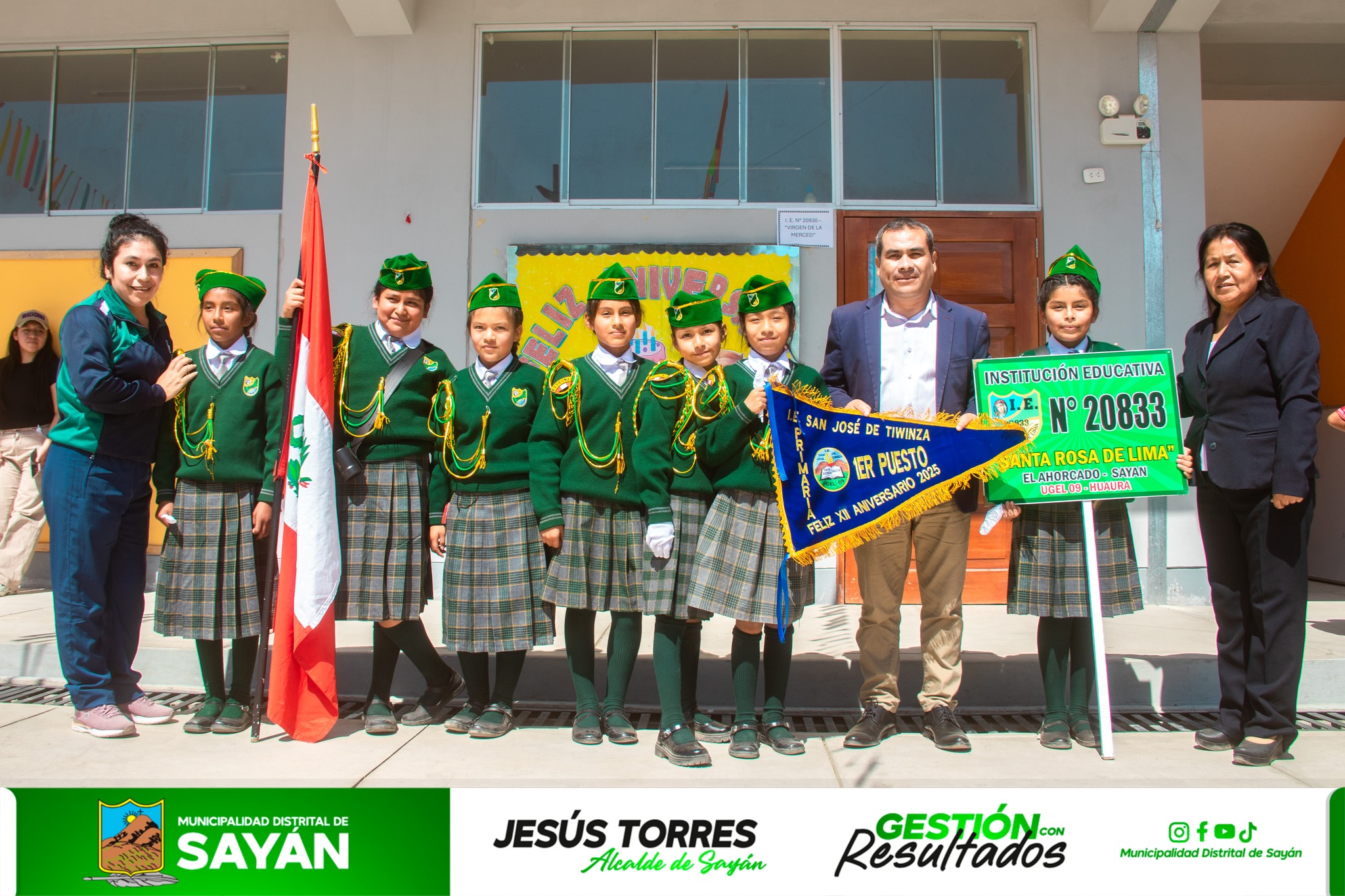 #CeremoniaProtocolar ALCALDE DE SAYÁN PARTICIPÓ EN EL 12° ANIVERSARIO DE LA I.E SAN JOSÉ DE TIWINZA