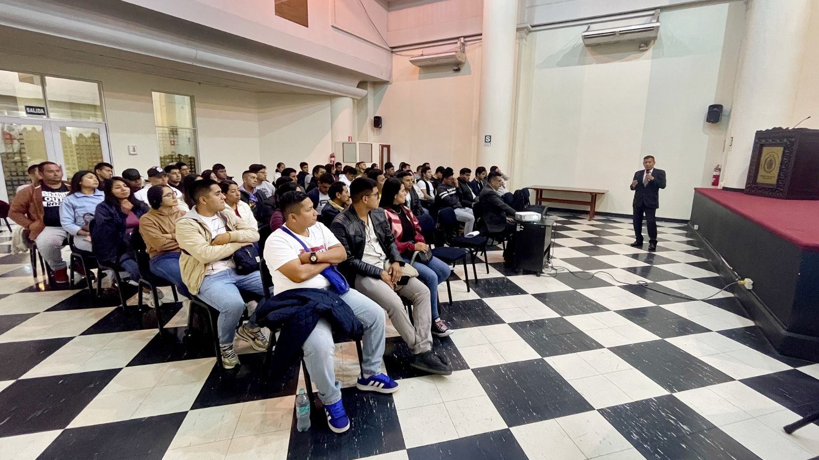 Ministerio Público capacita a personal del Grupo Terna sobre redacción de actas policiales en la persecución del delito.