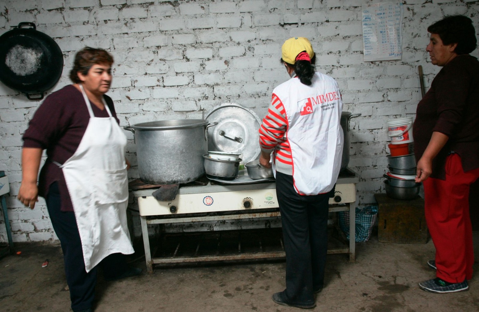 Huancavelica.- Durante el primer trimestre de este año, 73 de las 100 municipalidades provinciales y distritales del departamento de Huancavelica no ejecutaron (gastado) el presupuesto asignado para adquirir insumos del Programa del Vaso de Leche (PVL), lo cual podría ocasionar el riesgo de desabastecimiento de alimentos destinados a beneficiarios que se encuentran en una situación vulnerable, informó la Contraloría General, a través de la Gerencia Regional de Control de Huancavelica.