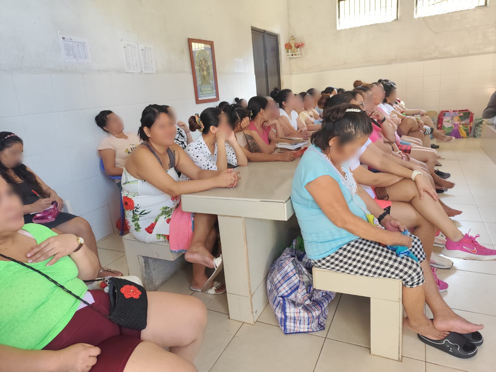GOREL amplía talleres psicoeducativos al penal femenino de Iquitos para fortalecer la salud mental.