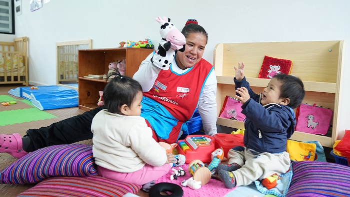 Midis Cuna Más contribuye en el desarrollo de habilidades y aprendizaje de los niños usuarios a través del juego