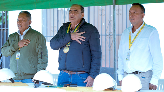 fotos de la inauguración de la Obra de Reparación de Cunetas y Alcantarillado Pluvial en Tambopata
