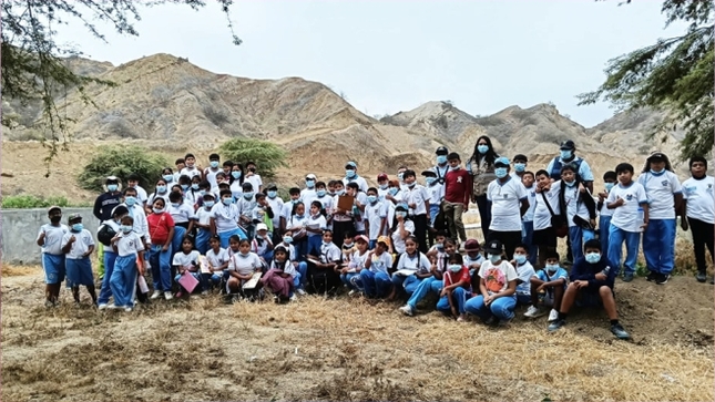 Foto Alumnos de primaria reciben charlas educativas en gestión ambiental 