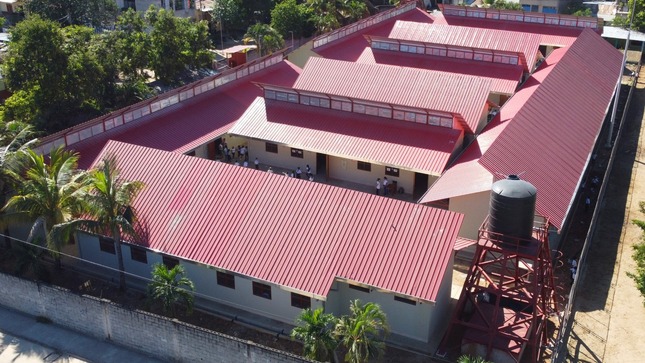 Goresam entrega módulos de contingencia para I.E Alfonso Ugarte Vernal de Tarapoto