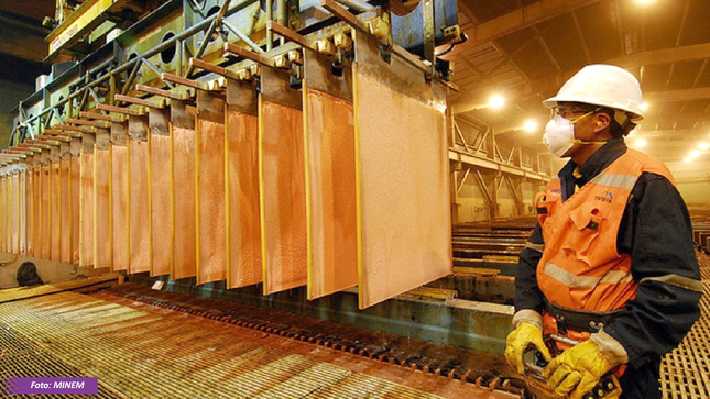 Exportaciones-crecieron-21,0%-en-abril-de-2025