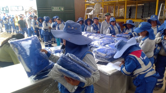 Entrega de Uniformes.