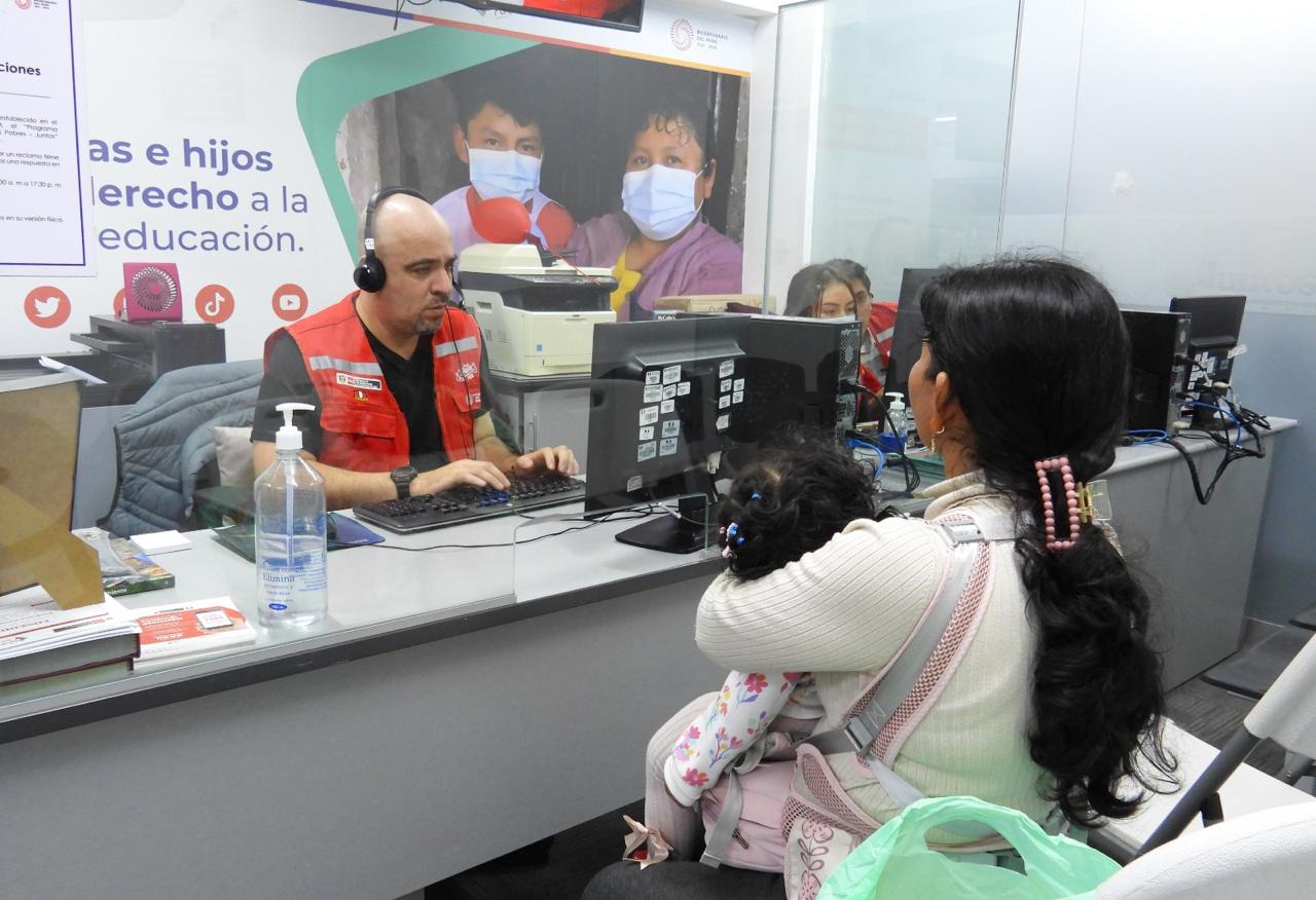 Midis: programa Juntos incrementa en 25 % atención en Plataforma de Atención y Orientación al Usuario en 2025