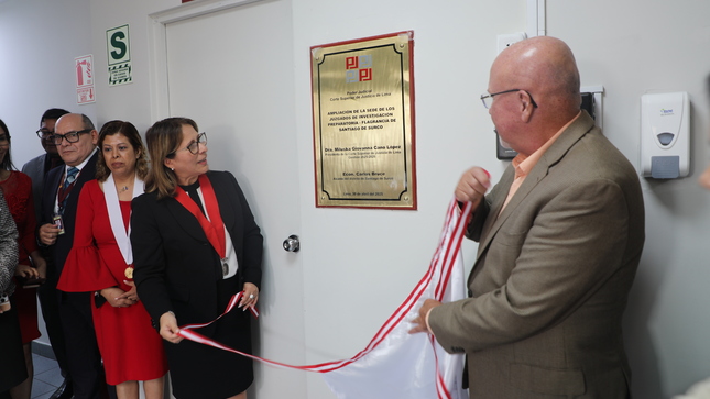 con la presencia de la Presidenta de la CSJL Dra. Miluska Giovanna Cano López, y el alcalde Carlos Bruce Montes de Oca.