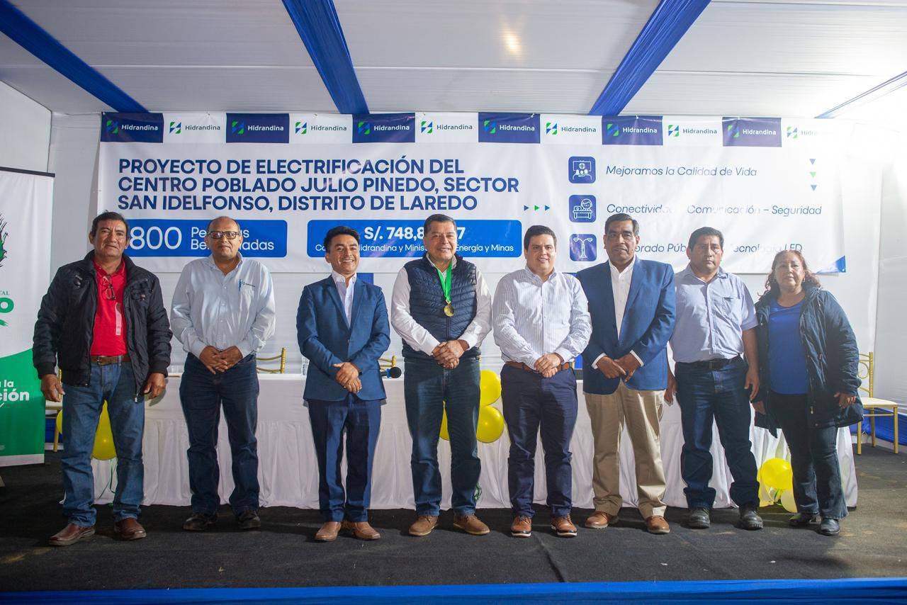 Inauguración de obra en Laredo