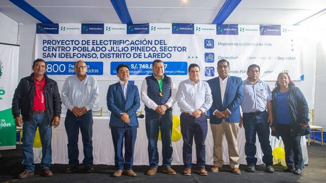 Inauguración de obra en Laredo